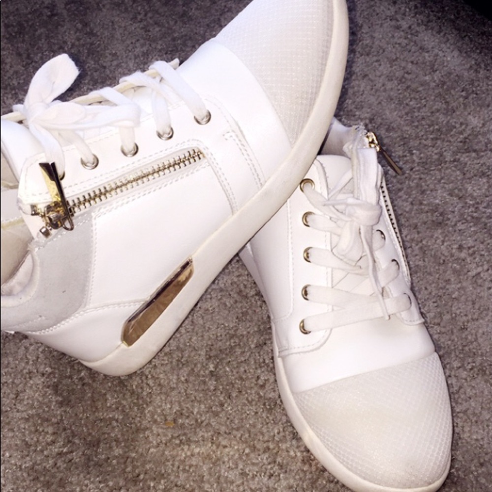 Aldo designer city sneakers 💗